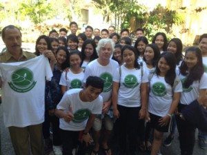 Wearing our new Eco Club SMAN1 Banjarankan t-shirts