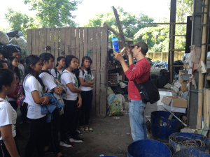 Olivier explaining how Bali Recycling converts plastic to products.